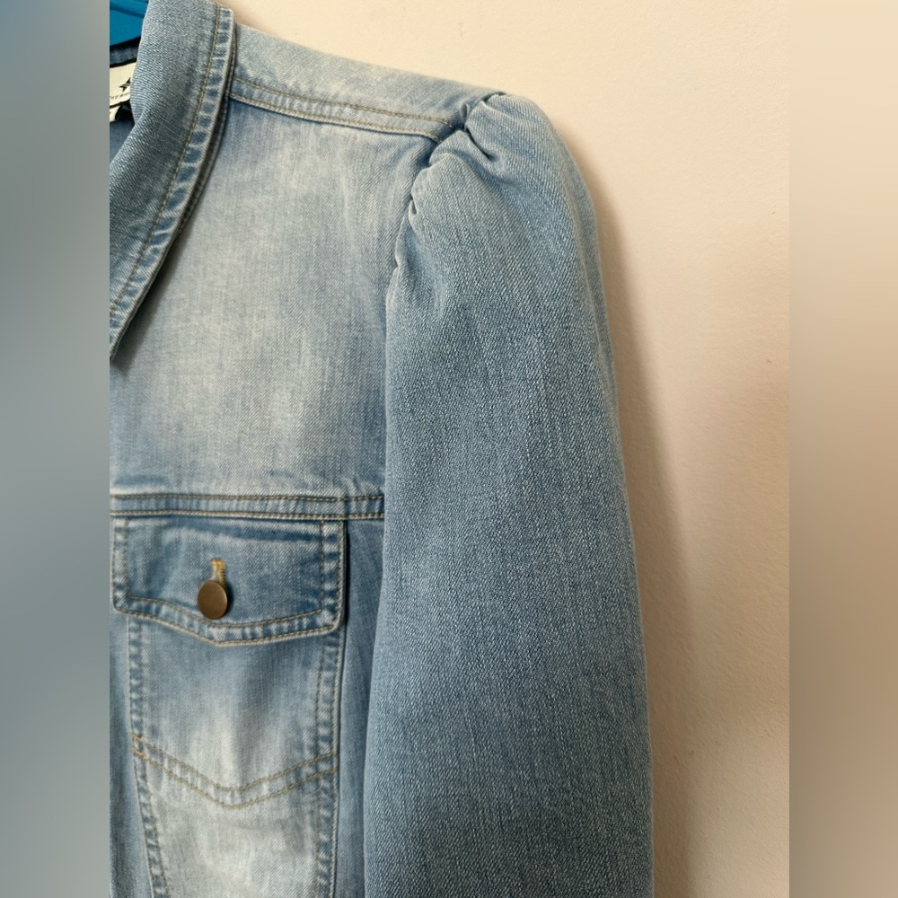 Tuckernuck Light Blue Denim Jean Jacket - Picture 4 of 8